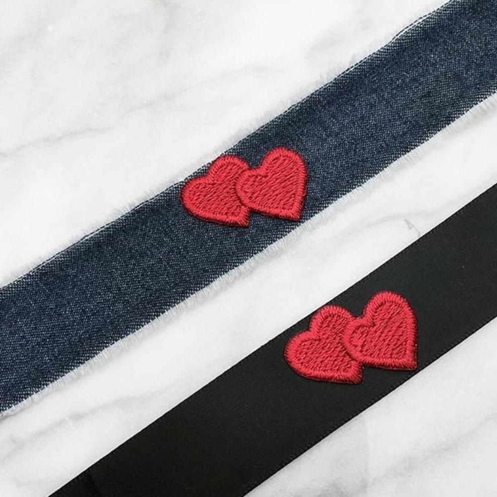 NWOT Electricpicks denim heart patch choker